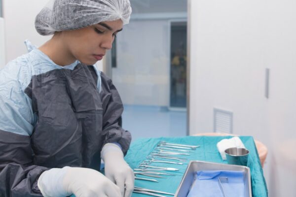 Travel Surgical Tech Jobs: Unlock Your Career Potential!